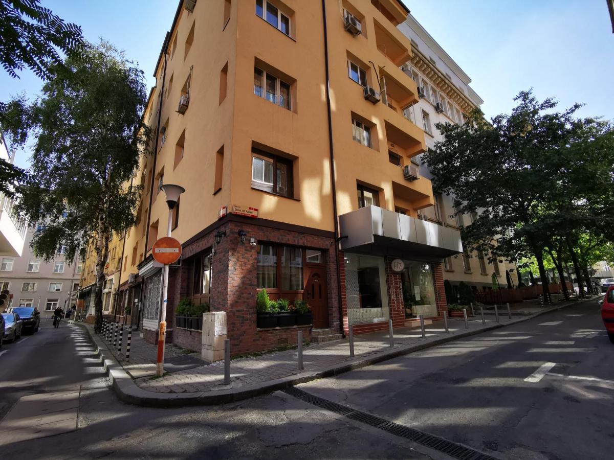 Sleep Over Sofia - Guest Rooms Buitenkant foto